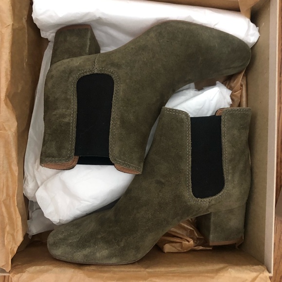 Olive Suede Chelsea boots - Picture 1 of 3